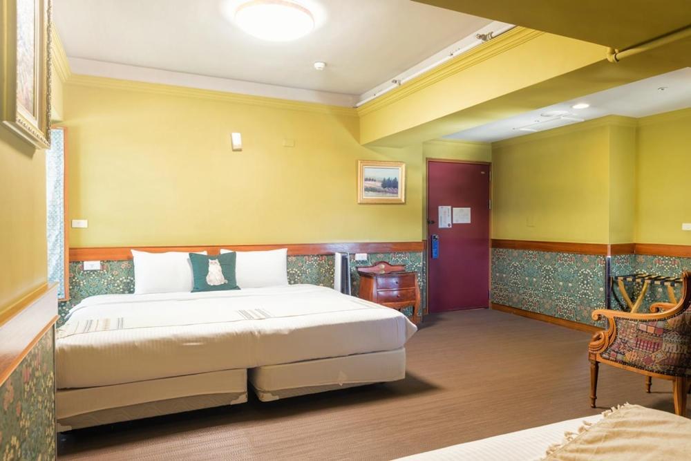 โฮเต็ล เดอ เทรียน่อน Hotel Taitung ภายนอก รูปภาพ