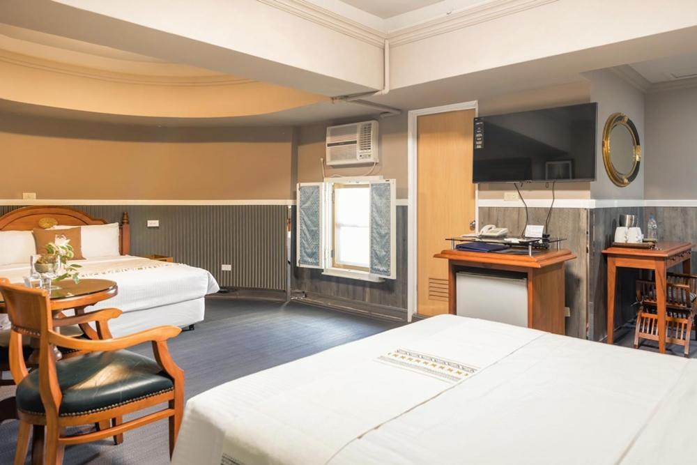 โฮเต็ล เดอ เทรียน่อน Hotel Taitung ภายนอก รูปภาพ